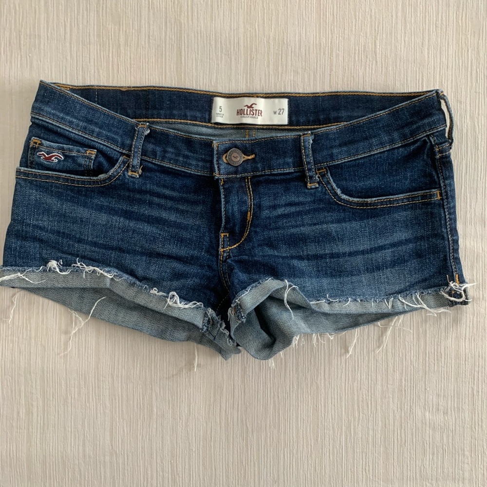 Hollister Short Bundle 💛